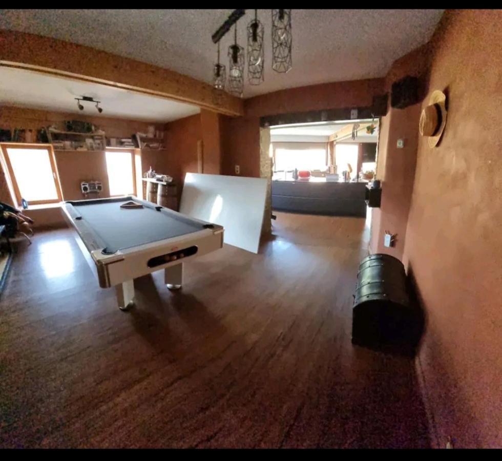 Gee Is Sharing Her Home リエージュ エクステリア 写真