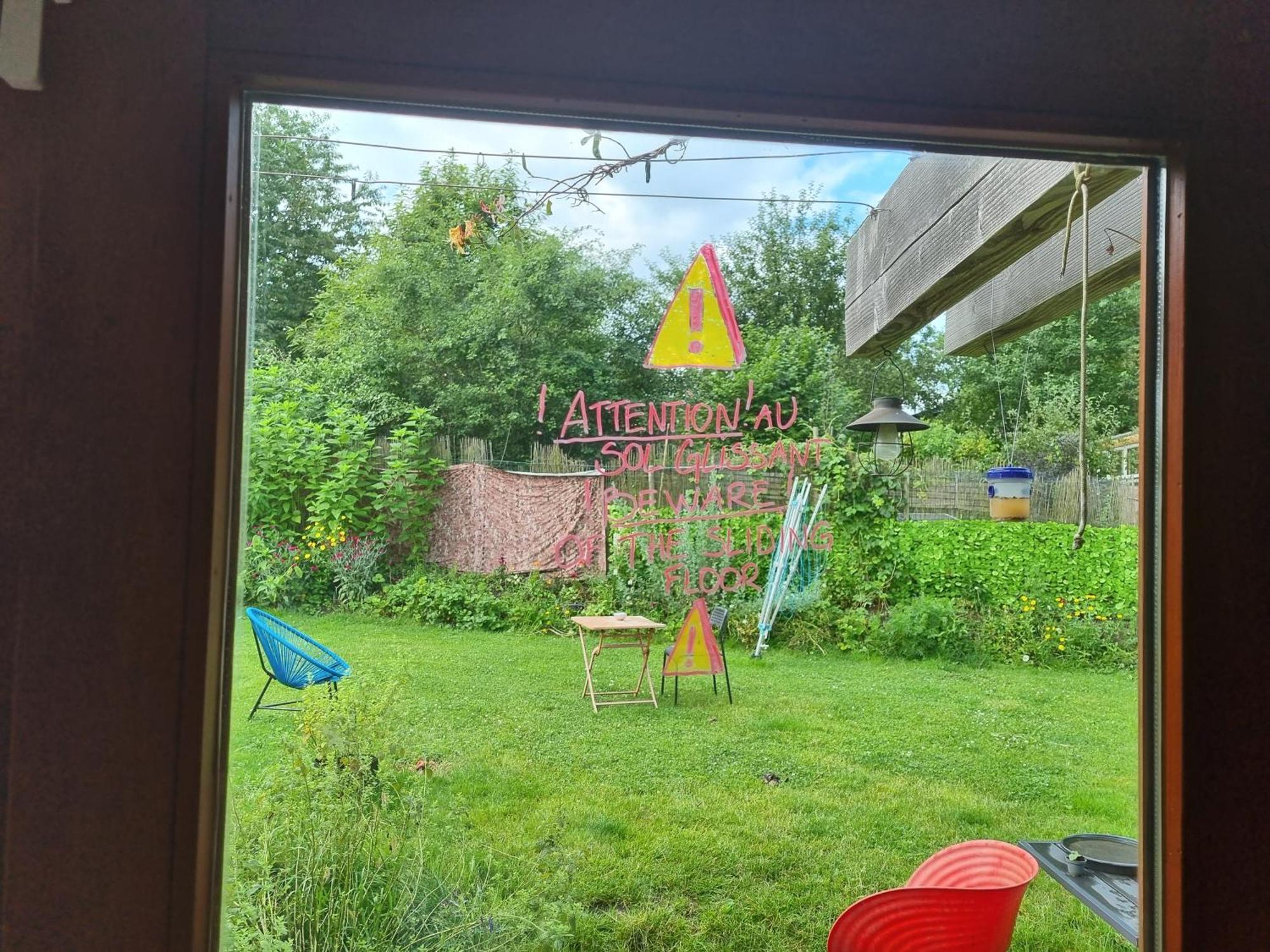Gee Is Sharing Her Home リエージュ エクステリア 写真